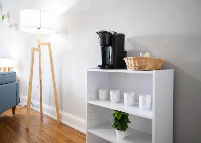 Apartment Vibes On Main - Modern Chic In Downtown